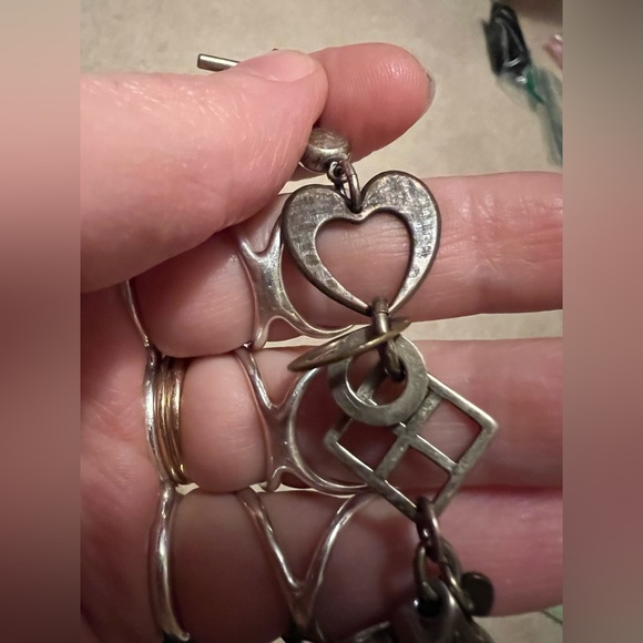 ✨❤️Hearts Abound!❤️✨ Awesome watch from Fireworks with tons of shapes & textures - Picture 6 of 9